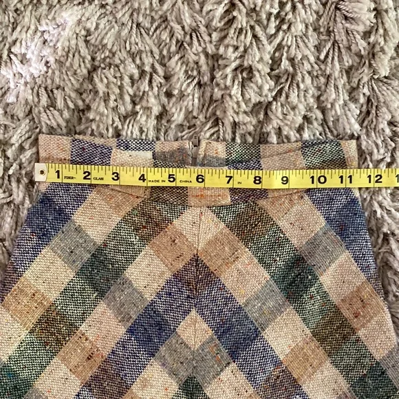 Vintage plaid skirt - Picture 2 of 3